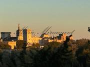 Villeneuve les Avignon, belle maison de village atypique...