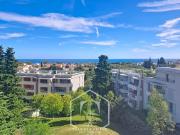 VILLENEUVE LOUBET GINESTIER / DANS RESIDENCE DE STANDING...