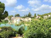 Villeneuve Loubet Hauts de Vaugrenier Villa 5p sur lac