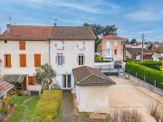 VILLENEUVE SUR LOT, maison de ville avec terrasse...