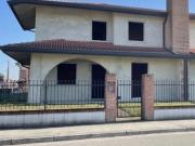Villetta a schiera con giardino in via provinciale san...