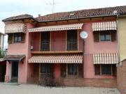 Villetta a schiera da ristrutturare in via callisto...