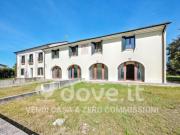 Villetta a schiera di 233 m con 4 locali in vendita a...