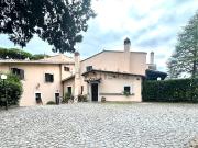 Villetta a schiera in affitto di 120 m² in Via dell&apos...