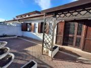 Villetta a schiera in affitto di 126 m² in Via Enopide...