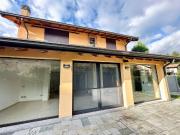 Villetta a schiera in affitto di 146 m² in Via A....