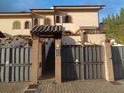 Villetta a schiera in affitto di 200 m² in Via della...