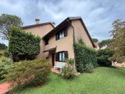 Villetta a schiera in vendita a Barlassina MB