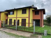 Villetta a schiera in vendita a Cadrezzate con Osmate VA