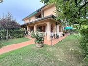Villetta a schiera in vendita a Pietrasanta LU