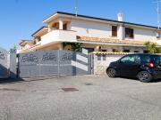 Villetta a schiera in vendita a Pomezia RM