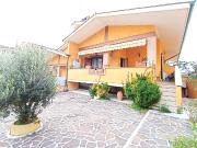 Villetta a schiera in vendita a Roma RM