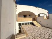 Villetta a schiera in vendita a Salve LE