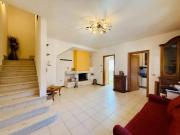 Villetta a schiera in vendita a Viareggio 107 mq Rif:...