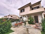 Villetta a schiera in vendita di 100 m² in Via dei Fiori