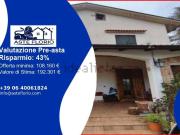 Villetta a schiera in vendita di 1099 m² in Strada...