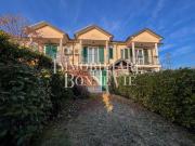 Villetta a schiera in vendita di 118 m² in Via Nazario...