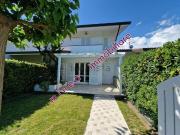 Villetta a schiera in vendita di 125 m² in Via C. B....