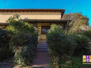 Villetta a schiera in vendita di 125 m² in Via del Fosso...