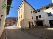 Villetta a schiera in vendita di 135 m² in Via...