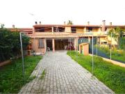 Villetta a schiera in vendita di 140 m² in Via Liri, 20