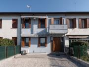 Villetta a schiera in vendita di 143 m² in Via Accopè Fratte