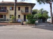 Villetta a schiera in vendita di 148 m² in Via Pinarella, 80