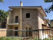 Villetta a schiera in vendita di 150 m² in Via Deruta