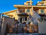 Villetta a schiera in vendita di 150 m² in Via Plutarco, 62