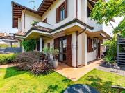 Case e ville in vendita di 155 m² in Via Mallero, 37