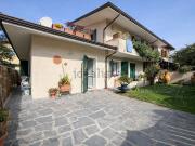 Villetta a schiera in vendita di 160 m² in Via Francesco...