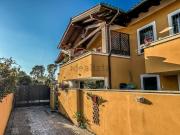 Villetta a schiera in vendita di 160 m² in Via Giulio...