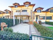 Villetta a schiera in vendita di 162 m² in Via Adda, 67