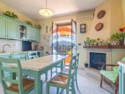 Villetta a schiera in vendita di 168 m² in Via dei Latini, 9