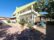 Villetta a schiera in vendita di 170 m² in Via Botticelli