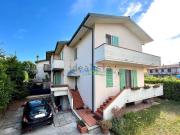 Villetta a schiera in vendita di 182 m² in Via Guglielmo...