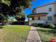 Villetta a schiera in vendita di 182 m² in Via Maratea