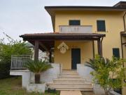 Villetta a schiera in vendita di 188 m² in Contrada...