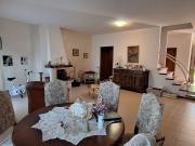 Villetta a schiera in vendita di 190 m² in Via Battagli G