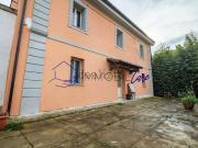 Villetta a schiera in vendita di 190 m² in Via di...