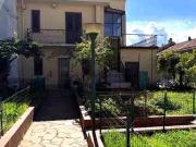 Villetta a schiera in vendita di 190 m² in Via Lenzi M 7