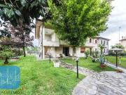 Villetta a schiera in vendita di 190 m² in Via Raffaele...