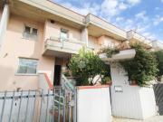 Villetta a schiera in vendita di 192 m² in Via Sava, 40