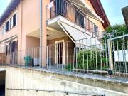 Villetta a schiera in vendita di 194 m² in Via Longorio, 24