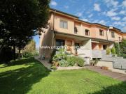 Villetta a schiera in vendita di 195 m² in Via Vincenzo...