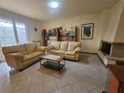 Villetta a schiera in vendita di 196 m² in Via della Linea