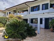 Villetta a schiera in vendita di 198 m² in Via Valentino...