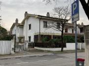 Villetta a schiera in vendita di 202 m² in Viale della... Villetta a schiera in vendita di 202 m² in Viale della...