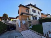 Villetta a schiera in vendita di 210 m² in Via Fabio Filzi