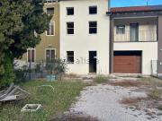 Villetta a schiera in vendita di 210 m² in Via Giacomo...